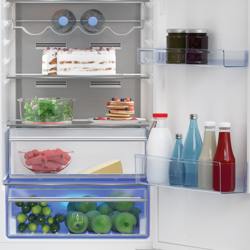 Встраиваемый холодильник 60см BCNA275E3S Beko