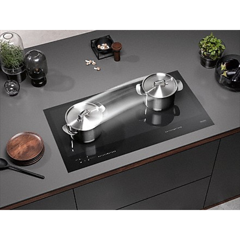 Индукционная варочная поверхность KM 7678 FR черная Miele Индукционная варочная поверхность KM 7678 FR черная Miele