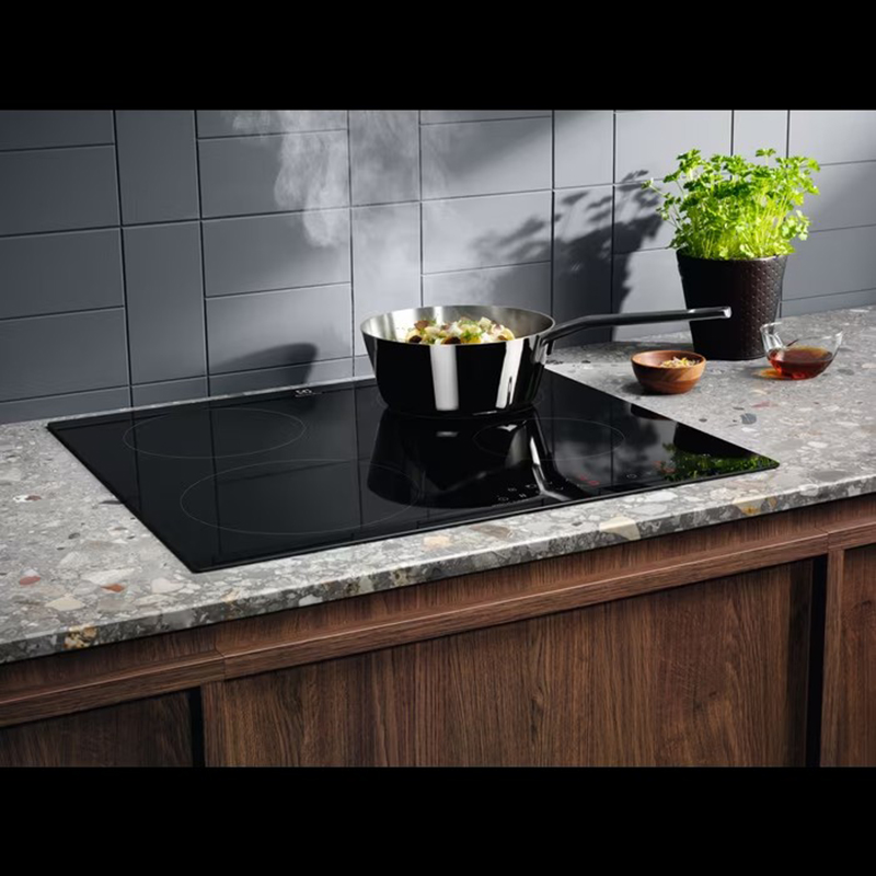 Варочная поверхность индукционная CIR60433 60см черный Electrolux