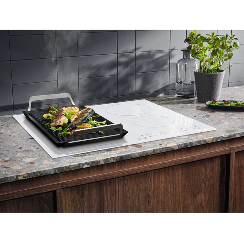 Варильна поверхня індукційна LIV63431BW 60см білий Electrolux Варильна поверхня індукційна LIV63431BW 60см білий Electrolux