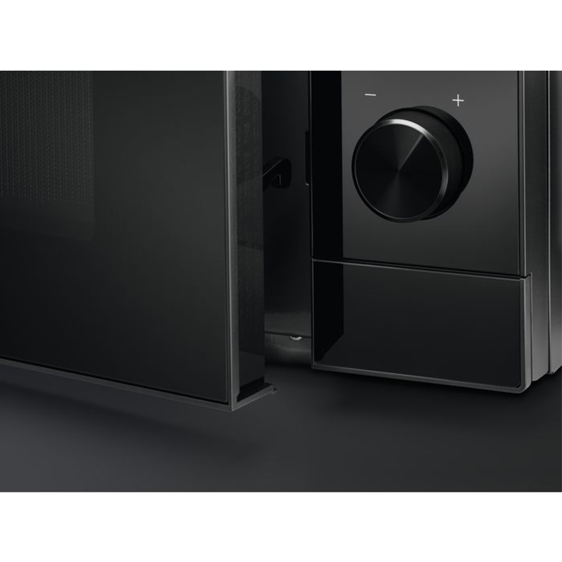 Микроволновая печь EMZ729EMK черный Electrolux