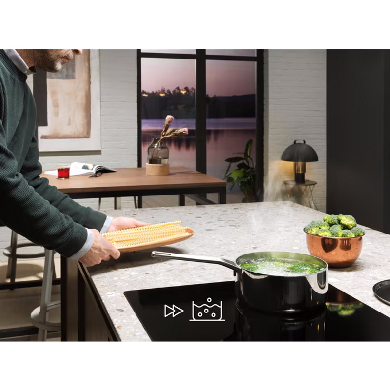 Індукційна варильна поверхня EIT61443B Hob2Hood Electrolux Індукційна варильна поверхня EIT61443B Hob2Hood Electrolux