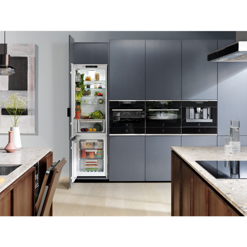 Вбудована кавомашина KBC85X Electrolux