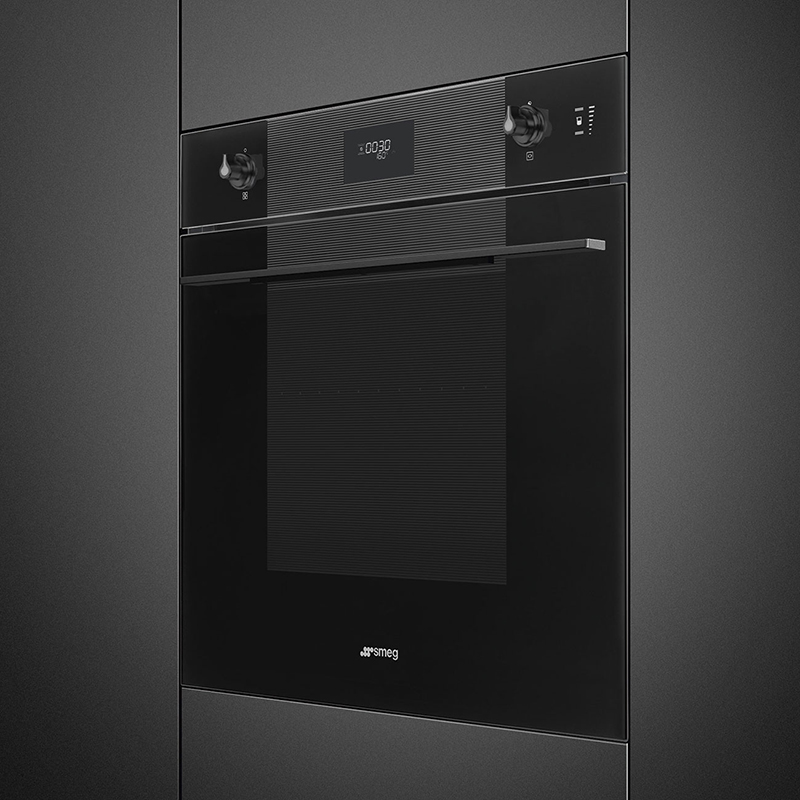 Духовой шкаф с паром SOP6101S2B3 Smeg