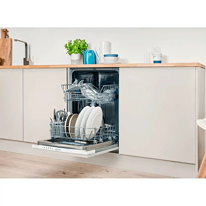 Посудомоечная машина встроена 45см DSIE2B10 белая Indesit