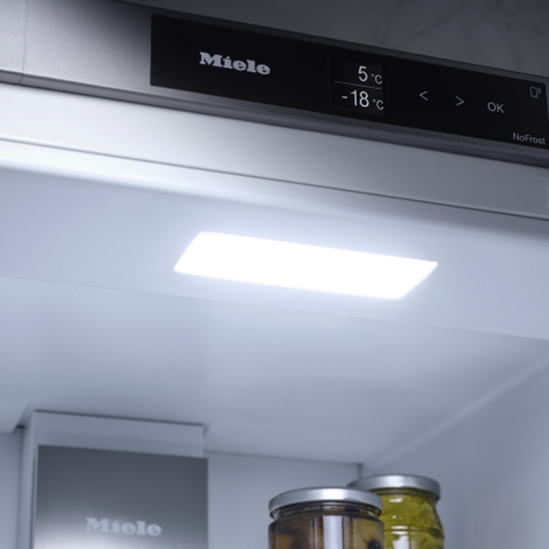 Соло холодильник-морозильник KFN 4797 CD Clean Steel Miele