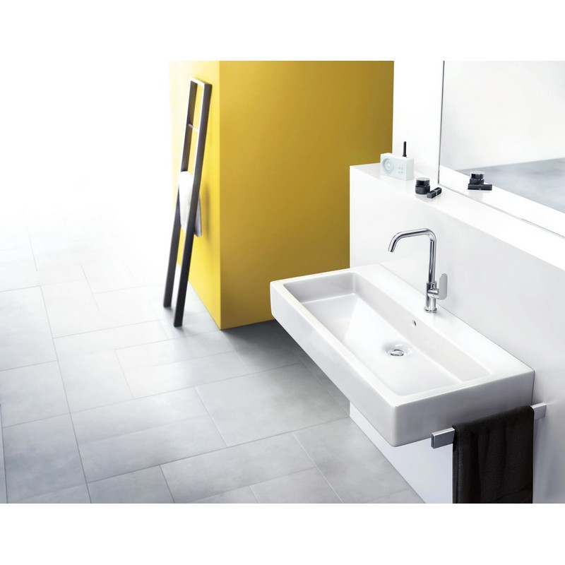 Змішувач для умивальника Focus E 240 з донним клапаном Chrome Hansgrohe (31609000)