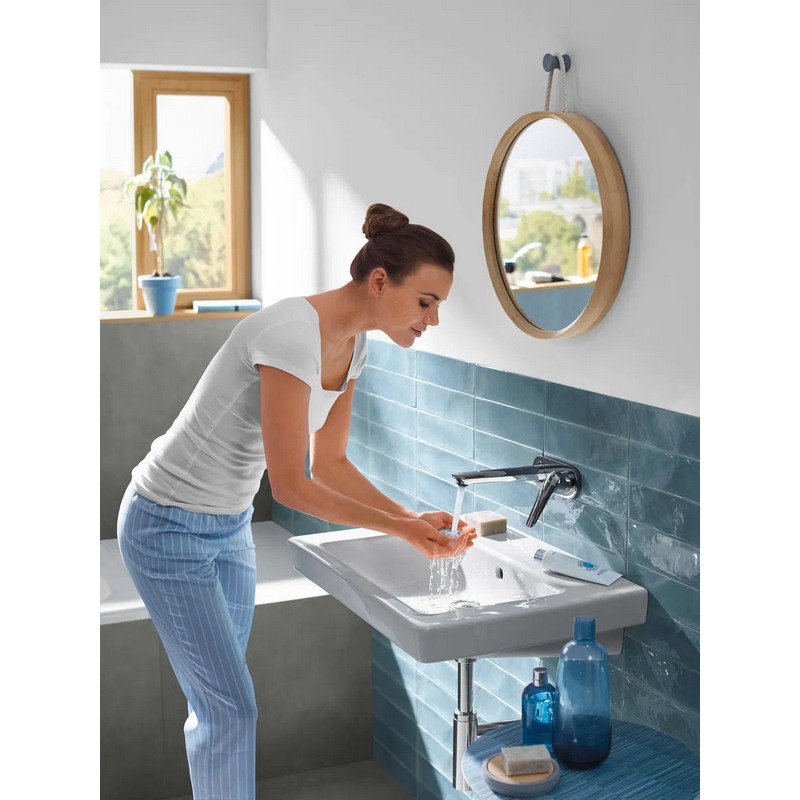 Змішувач для умивальника Novus Chrome Hansgrohe (71127000) Змішувач для умивальника Novus Chrome Hansgrohe (71127000)