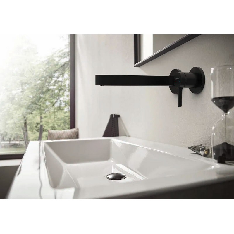 Змішувач для умивальника Finoris 225 зі стіни Matt Black Hansgrohe (76050670)