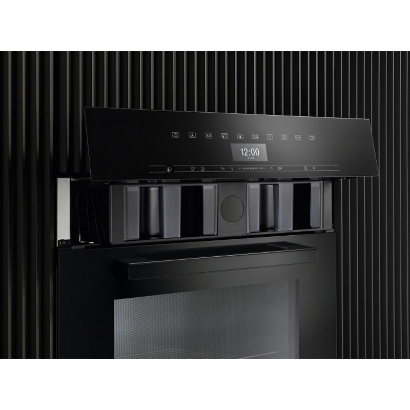 Парова шафа DGC 7460 HC Pro CleanSteel Miele Парова шафа DGC 7460 HC Pro CleanSteel Miele
