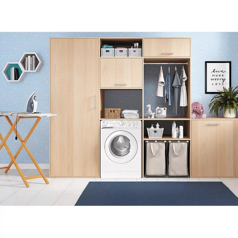 Пральна машина вузька OMTWSC 51052 W UA біла Indesit