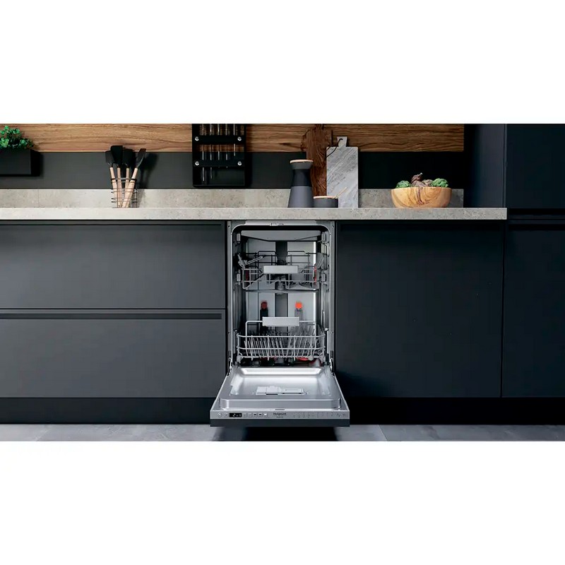 Посудомийна машина вбудована HSIO3O35WFE 45см Hotpoint-Ariston Посудомийна машина вбудована HSIO3O35WFE 45см Hotpoint-Ariston
