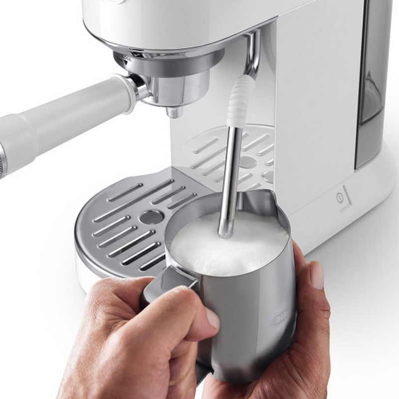 Кавоварка EC 890 WI DeLonghi